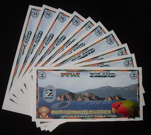 2 Piwian dollars  (90) UNC Banknote
